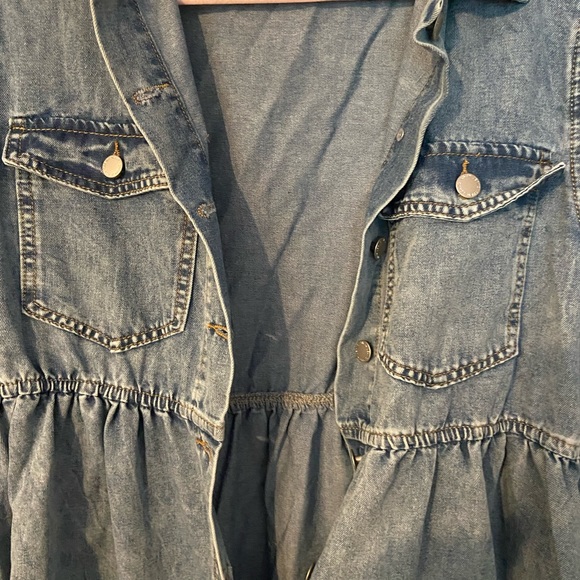 Plus size denim shirt dress - Picture 8 of 8